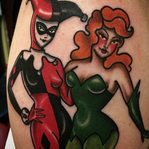 Harley Quinn and Poison Ivy via @beccagennebacon #beccagennebacon #traditional #lady