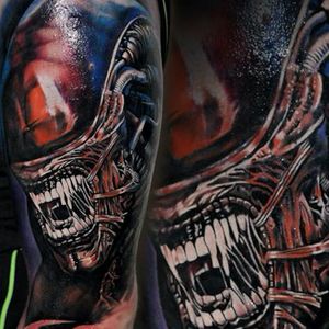 Damien Gorski's (IG—gorskytattoo) portrait of a xenomorph might be the best ever. #Alien #color #DamienGorski #portraiture #realism #Xenomorph