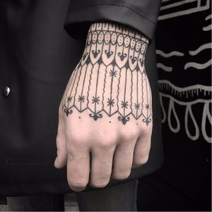 Ornamental tattoo by Kim Rense #KimRense #ornamental #linework #blackwork #btattooing #blckwrk