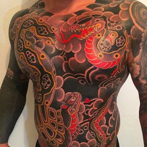 Massive front piece Japanese style tattoo by Goshu. #goshu #japanesetattoo #irezumi #horimono #hebi