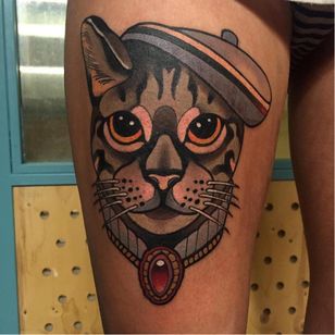 Cool Cat Tattoo por Leah Tattoos