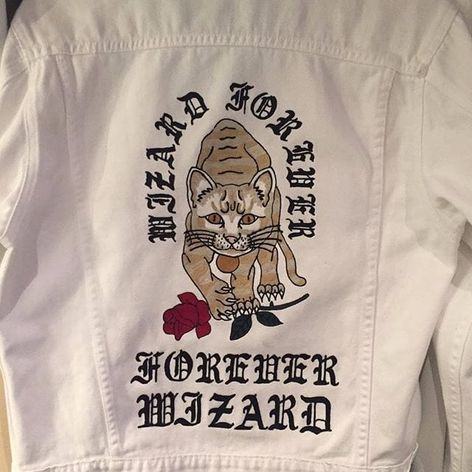 Wizard Forever in collaboration with Spider Sinclair by Old English Rose (via IG-old.english.rose) #embroidery #chainstitch #tattooinspired #oldenglishrose #VictoriaAdrian