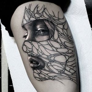 Alternative black and grey portrait tattoo by Krzystof Sawicki. #KrzystofSawicki #blackandgrey #alternativ #sketch #portrait #woman