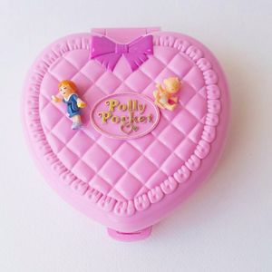 Polly Pocket, memories from childhood! Posted by @pollypocketworld on Instagram #PollyPocket #90s #90's #nostalgia