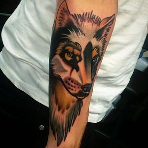 Wolf Tattoo by Chris Veness #wolf #wolftattoo #neotraditional #neotraditionaltattoo #neotraditionaltattoos #neotraditionalanimal #animaltattoos #ChrisVeness