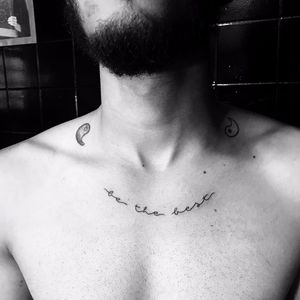 Tatuagem por Rhay Farinna! #RhayFarinna #TatuadorasBrasileiras #TattooBr #SãoPaulo #quote #frase #bethebest #sejaomelhor #fineline #linhafina #traçofino #delicate #delicada #ArtFusion #ArtFusionConcept