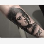 Amy Winehouse tattoo by Joakim Petersson. #AmyWinehouse #RIP #tribute #singer #27club #portrait #blackandgrey