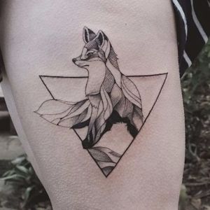 Clever fox. Tattoo by Jasper Andres. #JasperAndres #geometry #nature #fox #triangle