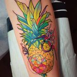 Pineapple by Katie Shocrylas #kshocs #KatieShocrylas #pineapple #fruit #geometric #boldlines
