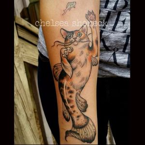 Catfish Tattoo by Chelsea Shoneck #aquaticanimal #aquaticanimaltattoo #animaltattoo #seacreature #creativetattoos #neotraditional #neotraditionalartist #ChelseaShoneck