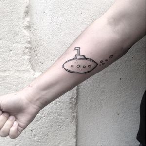 Submarine tattoo by Gus Gribouille #GusGribouille #doodle #abstract #graphic #blackwork #submarine