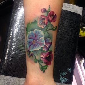 Watercolour tattoo by Amy Autumn #AmyAutumn #flower #watercolour #realism #colour