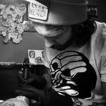 Daniel Teixeira. (via IG - daniel_kickflip_tattooer) #blacktattoo #scrimshaw #portrait #engraving