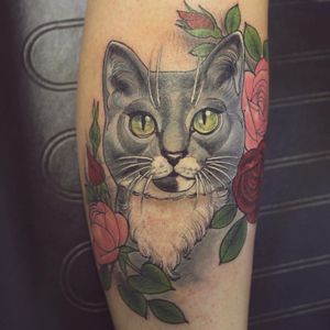 Roses and cat tattoo by Georgina Liliane #GeorginaLiliane #cat #kitten #kitty #roses