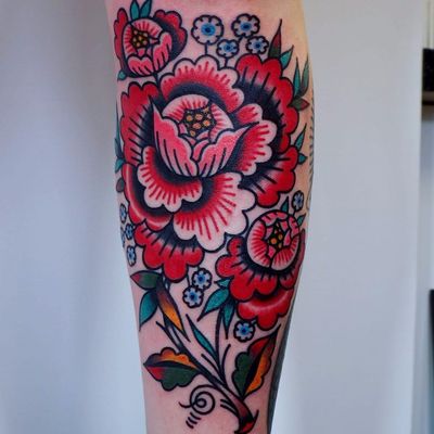 Folksy flowers by Martina #electricmartina #folk #folktraditional #flowers #color #leaves #peony #tattoooftheday