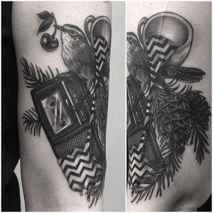 Twin Peaks tattoo by hammertrendy. #twinpeaks #blackandgrey #cherry #bird #tape #recorder #HammerTrendy