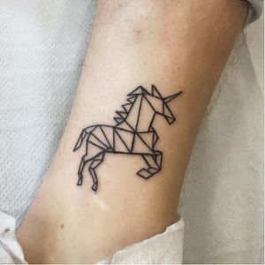 Geometric unicorn tattoo by Bianca Seagrave #geometric #unicorn #unicorntattoo #geometricunicorn #linework #blackwork #BiancaSeagrave