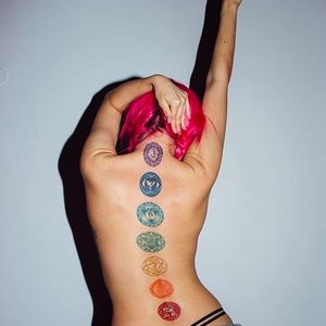 Amazing rainbow chakra tattoos by Amy Autumn, on Pocahontas Girl, from 'pocahontas_girl' Instagram #AmyAutumn #chakras #rainbow