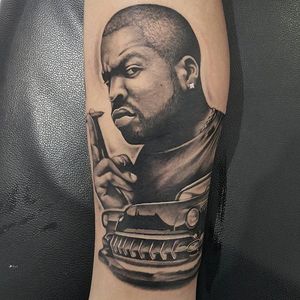 Ice Cube Tattoo by Marshall Smith #icecube #icecubetattoo #rapper #rappertattoo #portrait #portraittattoo #gangsterrap #musician #musiciantattoo #MarshallSmith
