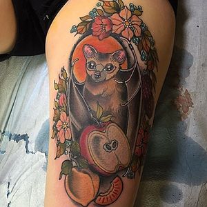Sweet neo traditional fruit bat and flowers piece by Sydney Dyer. #neotraditional #flowers #floral #fruit #fruitbat #bat #SydneyDyer