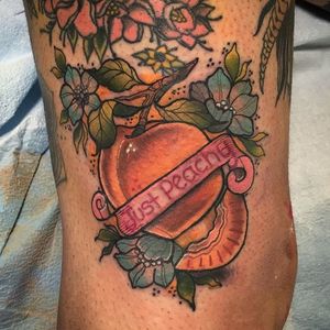 Neo traditional peach tattoo by Sydney Dyer. #fruit #neotraditional #peach #flower #banner #SydneyDyer