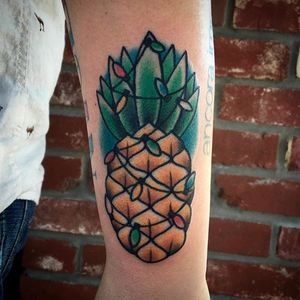 Pineapple tattoo by Viking Ashley. #fruit #pineapple #traditional #lights #VikingAshley