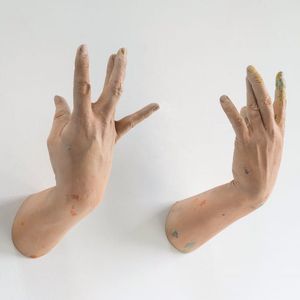 Gang signs via instagram _sergiogarcia_ #fineart #artshare #hands #sculpture #contemporaryart #sergiogarcia