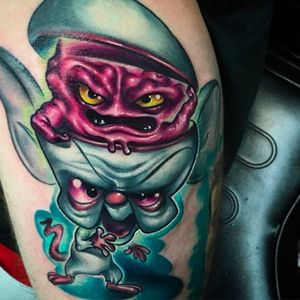 Krang from TMNT controlling the whit mouse! LOL! Tattoo by Josh Herman. #JoshHerman #MAYDAYtattoo #NewSchool #ColoredTattoo #krang #TMNT