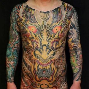 Dragon Tattoo by Shiryu #dragon #japanesedragon #japanese #japanesetattoo #japaneseboysuit #bigtattoos #largetattoo #asiantattoo #traditionaljapanese #classicjapanese #irezumi #Shiryu