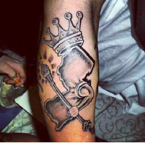 Royal New Jersey, king of the superfund sites. By Drew Reyes (via IG -- mr_tattoo_pennsauken) #DrewReyes #newjersey #newjerseytattoo #jerseypridetattoo #njtattoo