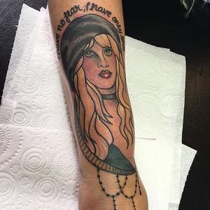 Neo trad Stevie Nicks portrait and lyrics tattoo by Paula Castle. #neotraditional #portrait #StevieNicks #lettering #lyrics #PaulaCastle
