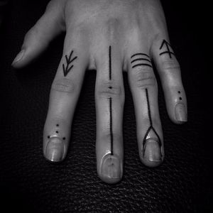 Finger tattoos by mxw. #finger #mxw