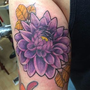 Deep purple dahlia tattoo by Billy Darr. #dahlia #flower #neotraditional #BillyDarr #botanical #floral #dahliaflower