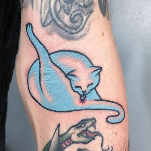 Clean kitty tattoo by Berly Boy #BerlyBoy #cattattoos #color #newschool #traditional #mashup #cat #kitty #yoga #petportrait #clean #butthole #butt #pink