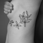 Flower tattoo by Natalia Holub #NataliaHolub #handpoke #linework #minimalistic #flower