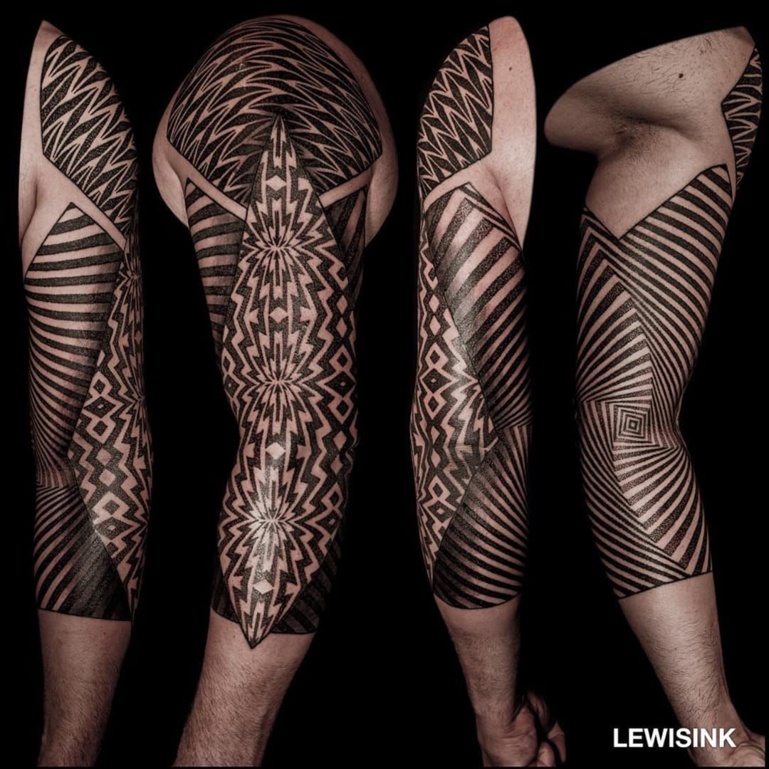 Tattoo Connect on X: Bodysuit geometric tattoo by artist ry_ink via insta  #bodysuittattoo #geometrictattoo  / X