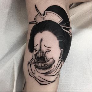 Demon tattoo by El Uf #ElUf #demontattoos #blackandgrey #linework #geisha #demon #yokai #ghost #devil #strange #surreal #darkart #teeth #horror