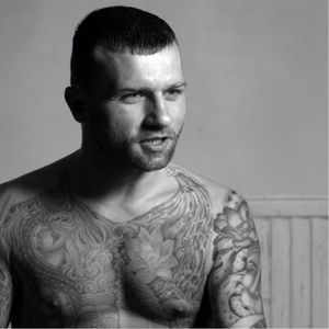 Handpoke tattoo artist Tarly Marr #TarlyMarr #handpoke #bamboo #documentary