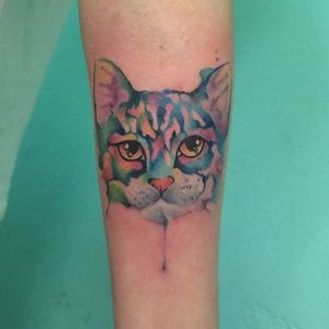 Watercolor ink splatter cat tattoo by Florenciz Gonzalez Tizon. #watercolor #FlorenciaGonzalezTizon #cat #inksplatter
