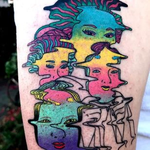 Noh visiones de máscara.  Tatuaje de Julian Llouve #JulianLlouve #color #linework #illustrative #surrealistic #rainbow #nohmask #noh #geisha #portrait
