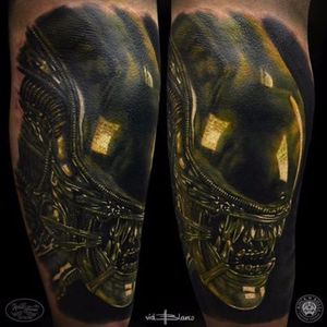 This Alien tattoo is so realistic looking Photo from Vid Blanco on Instagram #VidBlanco #photorealism #realism #UKtattooer #minimalpalette #blackandgrey #Alien