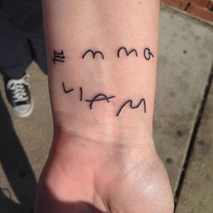 Kids' handwriting tattoo by Dee White. #handwriting #kidshandwriting #scribble #mom #momtattoo #momtattooidea #tattooideaformoms