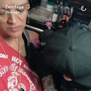 Zendaya's mom getting a tattoo. #Zendaya #ZendayasMom #Celebrities