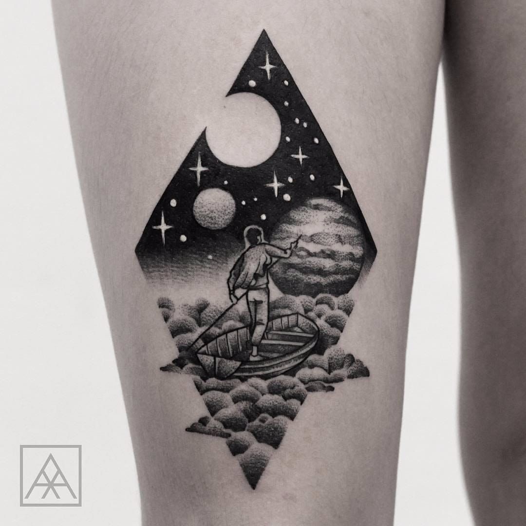 jupiter jupitertattoo tattoo tattoos planet planettattoo  girlswithtattoos blackwork  Tatuaje de planetas Tatuaje de astronomía  Tatuajes de arte corporal