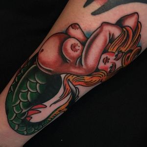 Traditional sexy mermaid by Travis Costello. #traditional #TravisCostello #mermaid #lady #woman
