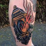 Lamp tattoo by Will Geary #traditional #traditionaltattoo #boldtattoos #lighttattoo #lanterntattoo #lamptattoo #WillGeary
