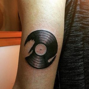 Vinyl tattoo by Federica. #vinyl #record #blackwork