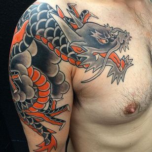 Dragon Tattoo by Monta Morino #dragon #dragontattoo #japanese #japanesetattoo #japanesetattoos #asian #asiantattoos #japanesetattooartist #traditionalajapanese #japaneseimagery #MontaMorino