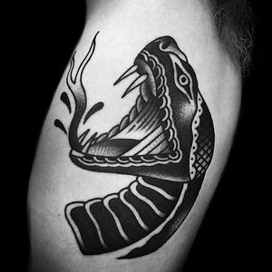 Blackwork Dietzel Snake Tattoo by Alex Werder #dietzelsnake #dietzel #AmundDietzel #amunddietzelflash #snakehead #blackworksnake #AlexWerder