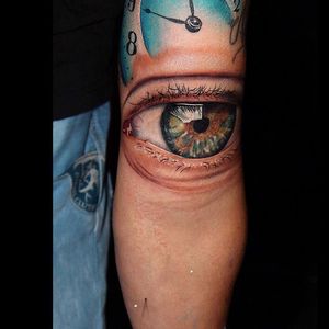 Hyper realistic human eye Tattoo by Carlox Angarita @CarloxAngarita #CarloxAngarita #Hyperrealistic #Realistic #Eye #Eyetattoo